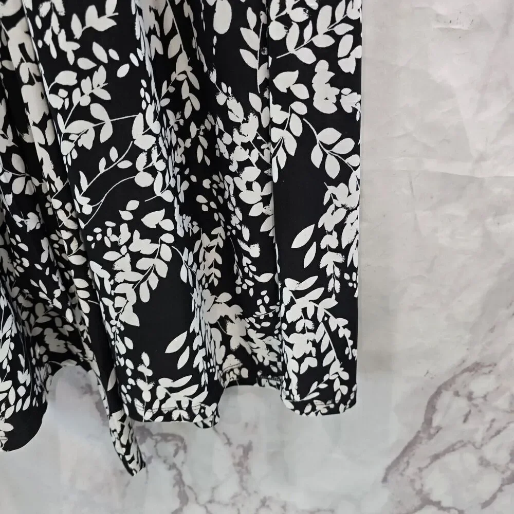 Cocomo Dress Womens 1X Black White Maxi Long V Neck Stretchy Knit Botanical - Picture 4 of 10